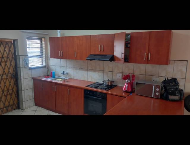 3 BEDROOM HOUSE FOR SALE IN KURUMAN
